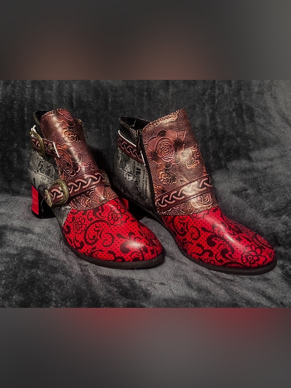 S1088 Women's Red Floral Embossed Ankle Boots
